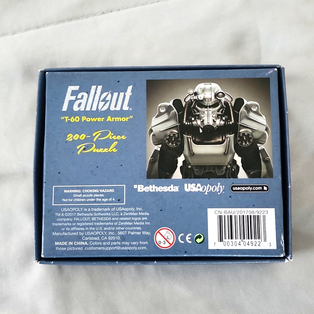 Fallout 200 Piece Puzzle Jigsaw 9“ X 11“ Bethesda USAopoly T-60 Power Armor - Picture 2 of 5